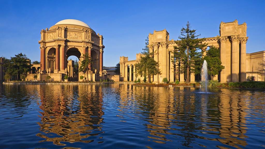 Palace of fine arts and theater