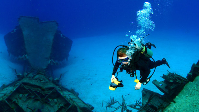 PADI Beginner Courses - Open Water Diver Certification, Atlantis The Palm, United Arab Emirates