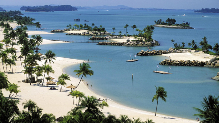 Singapore, the artificial beach of the Sentosa island